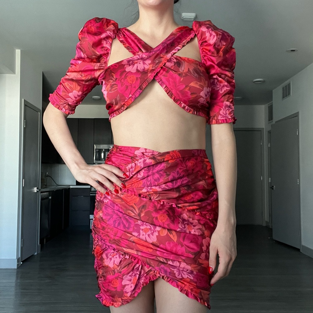 For Love and lemons, flowery pink set